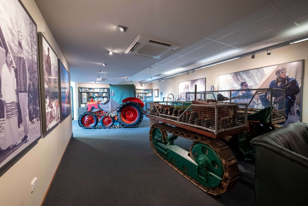 Sir Edmund Hillary Alpine Centre 的馆内历史展陈